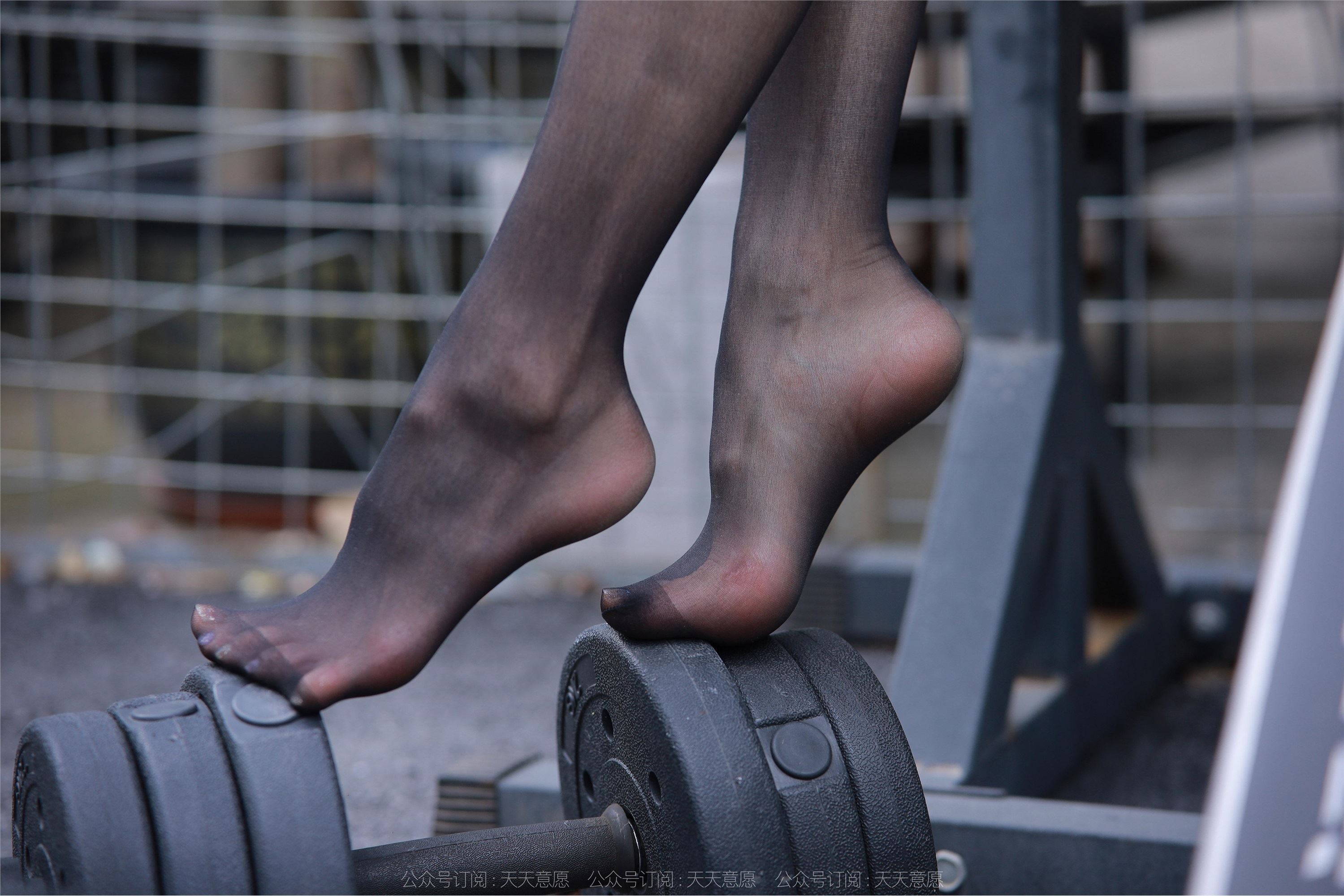 IESS异思趣向  2022.11.18 丝享家 1272 小六《爱的跟随》